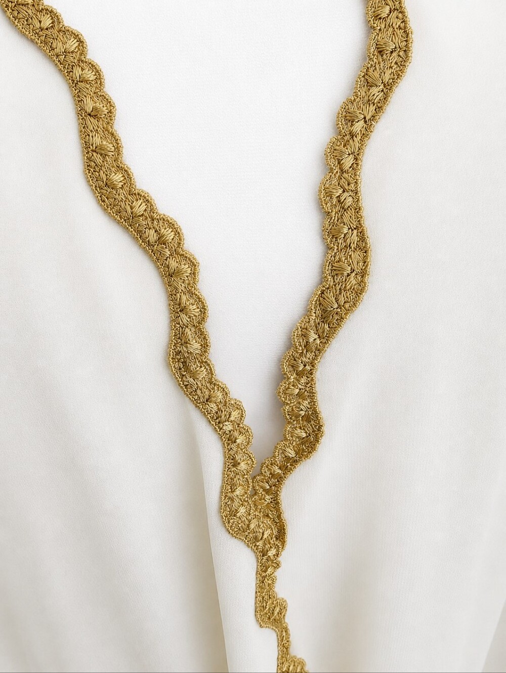 Vintage Victoria's Secret Sheer Ivory Gold Embroidered Maxi Robe Y2K M/L Peignoi - Picture 3 of 11